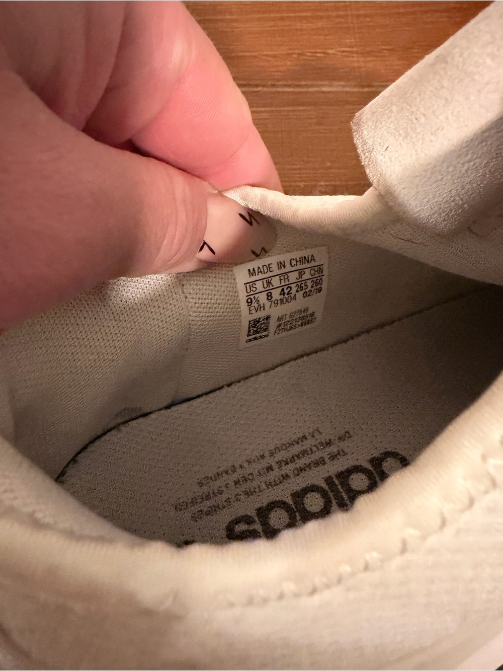 Adidas - Picture 5 of 5